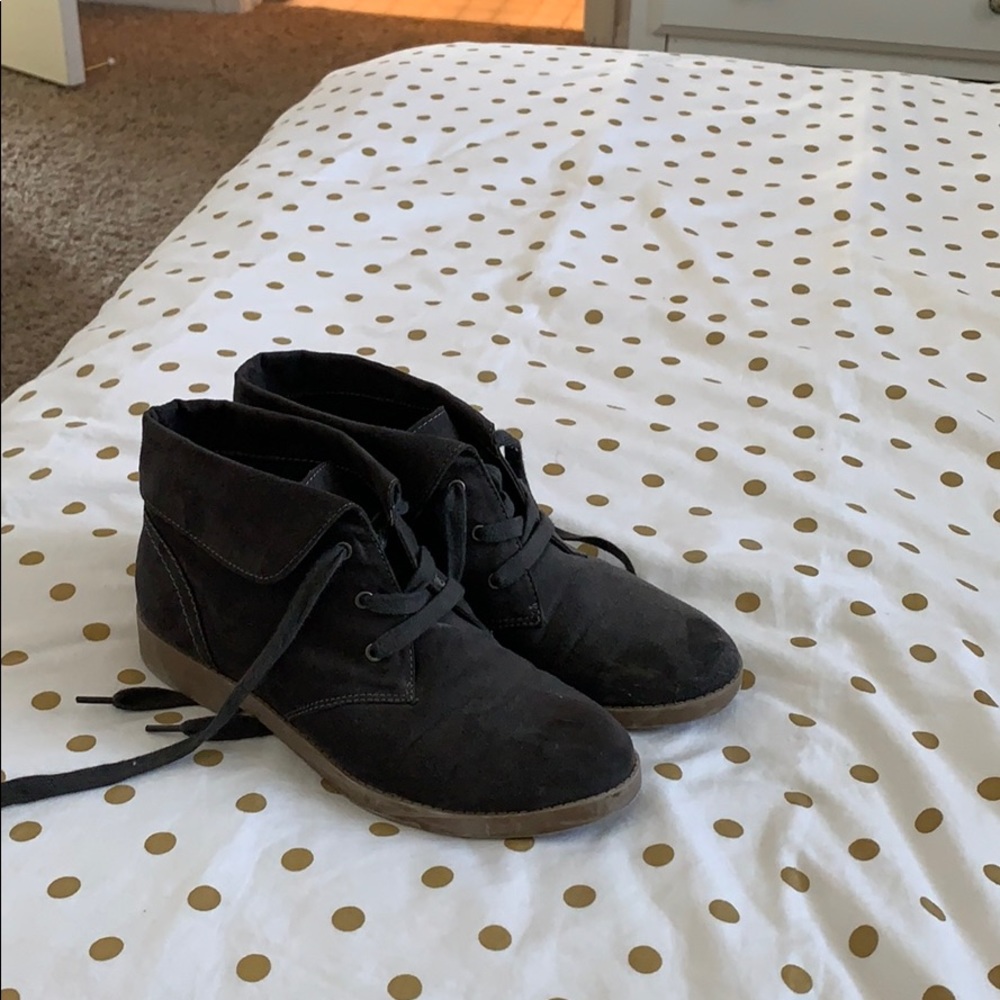 indigo rd. dark grey booties